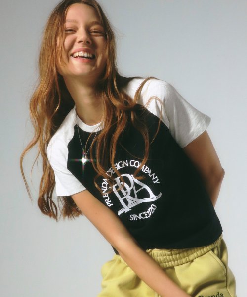 韓國PRENDA - MAIN LOGO RAGLAN TEE BLACK